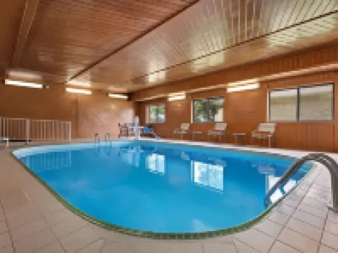 滑鐵盧唄盟套房酒店 滑鐵盧酒店