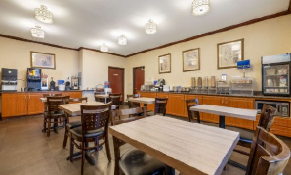 Best Western Los Angeles Worldport Hotel