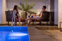 Hotel Les Matins de Paris - Pools