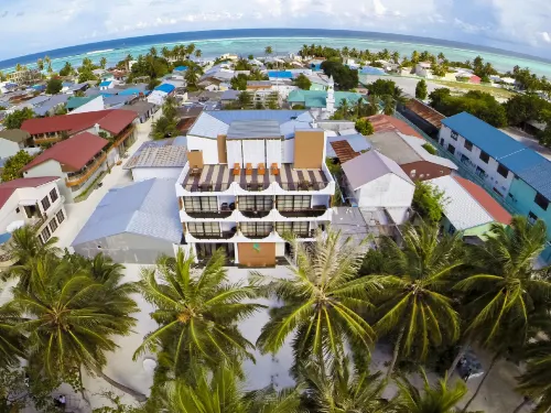 كريستال ساندز فنادق في Maafushi