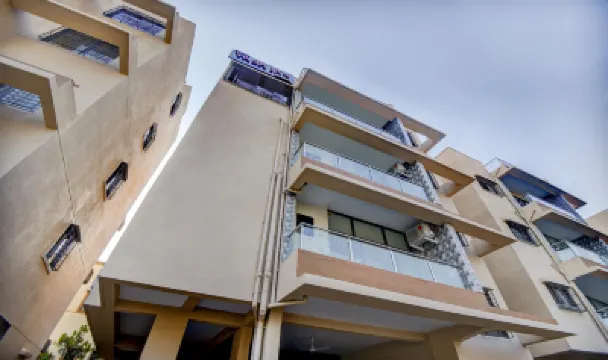 Treebo Sayaji Residency Hotels in Pune