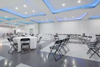 Clarion Hotel & Suites BWI Airport North - 3-Star