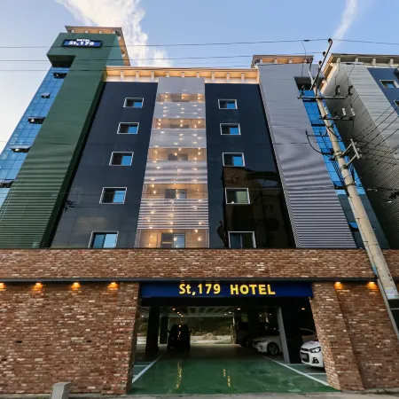 Cheonan St179 Hotel