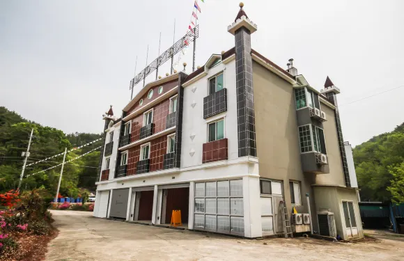 合川百老匯酒店