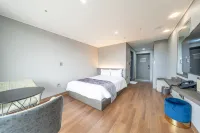 Sanbangsan Hotel - balcony