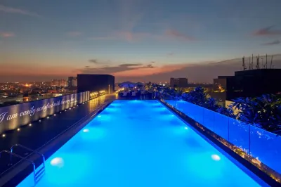 The Waverly Hotel & Residences Các khách sạn gần Krishnarajapuram