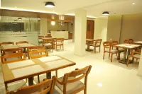Hill Heights Hotels in Kolenchery