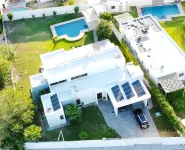 Residencia El Encino Hotels in 