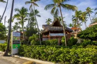 Beachfront 7BR Villa with Pool & Maid *Los Corales