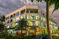 Ramada Suites by Wyndham Seafront Coral Coast Hotels in 