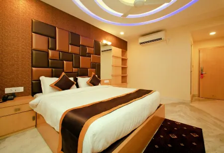 Hotel Golden Palace Отели рядом с достопримечательностью «Nakhoda Mosque»