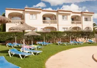 Apartamentos Sol Romántica by Dot Suites