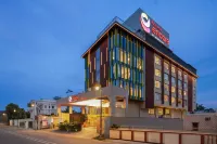 Ramada Encore by Wyndham Bareilly Civil Lines Các khách sạn gần Needs