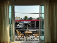Willow Pillow Guest House - Scenic