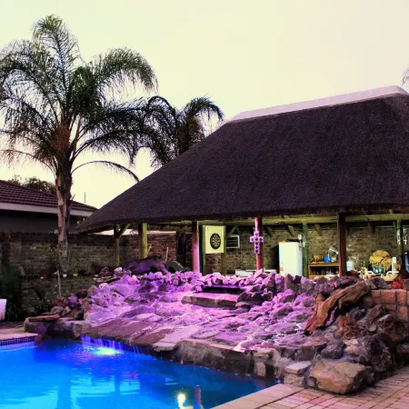Aan Die Oewer Guest House