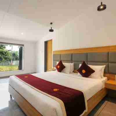 Gold Beach Villa Rooms
