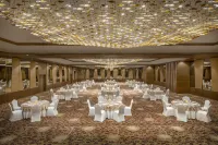 Radisson Resort & Spa Kandla Hotels in Гандхідхам