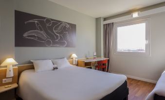Ibis Elche