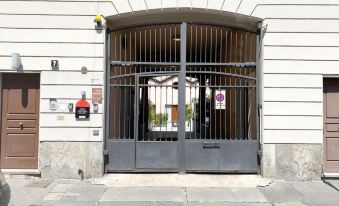 Easy Milano - Rooms and Apartments Navigli