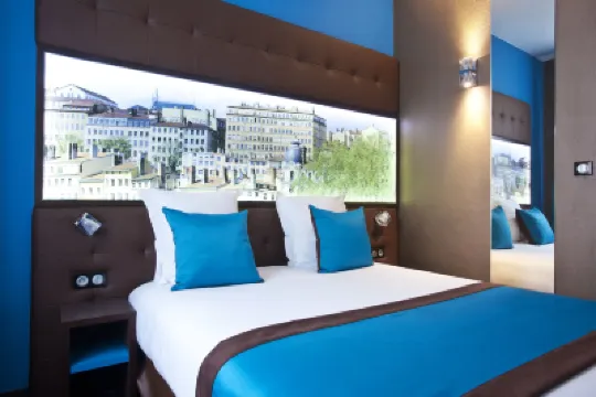 Hotel des Savoies Lyon Perrache Hotels near 2nd arr.