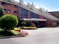 Sonesta Simply Suites Memphis East Poplar Pike ​ Hotel in zona Strayer University