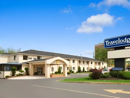 Days Inn by Wyndham Runnemede Philadelphia Area