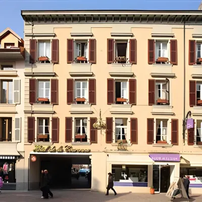 Hôtel de la Couronne Hotels near Bassenges