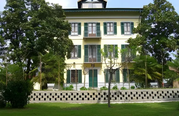 德雷馬諾列達米安公園酒店