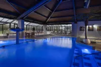 Delta Hotels by Marriott Peterborough - Pools