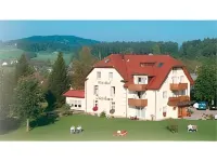 Jägerhaus Hotels in Simonswald