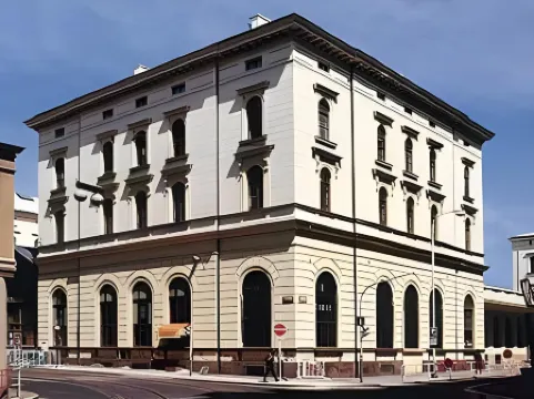 City-Inn Отели рядом с достопримечательностью «Пороховая башня»