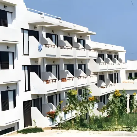 Eltina Hotel