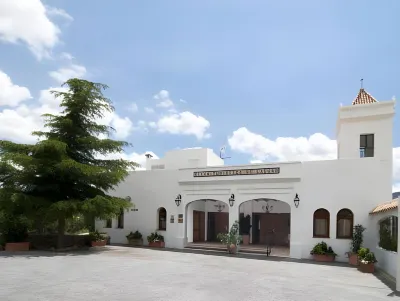 Villa Turística de Laujar de Andarax Hotel di Laroles