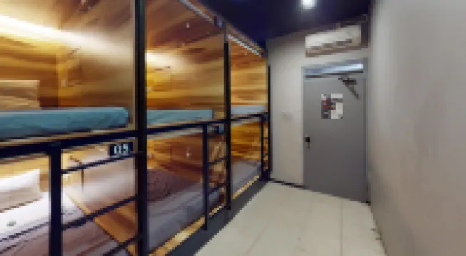 Livinn Hostel City Center Surabaya