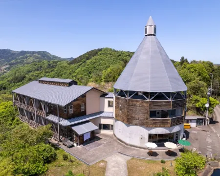 Mimurabase Mima otelleri