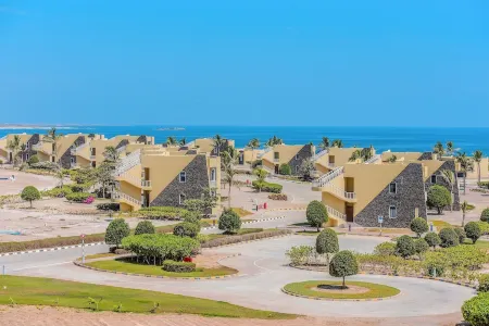 Wyndham Garden Salalah Mirbat Отели в г. Мирбат