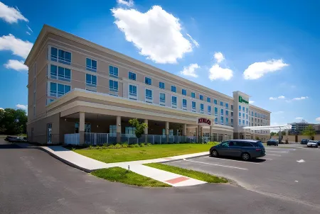 Holiday Inn Morgantown - University Area Отели в г. Моргантаун