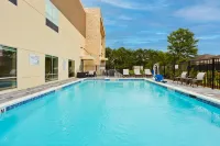 Holiday Inn Express Columbus Northeast