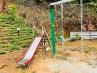 Aayana Valley - parking