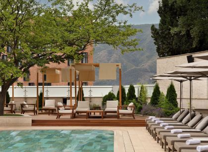 Sheraton Grand Tbilisi Metechi Palace