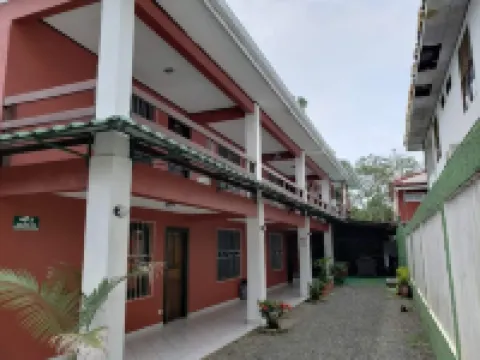 Hotel Cabinas Jacomar