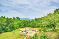 Nebo Home w/ Hot Tub: Wheelchair Accessible - 3-Star