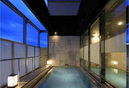 3. 칸데오 호텔 고..