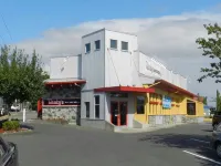 Arbutus Inn