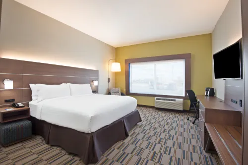 Holiday Inn Express & Suites UNIONTOWN by IHG