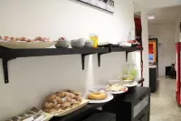 Guest House Pirelli Milano Hotel di Centro Direzionale