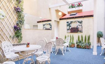 Hotel des Arts