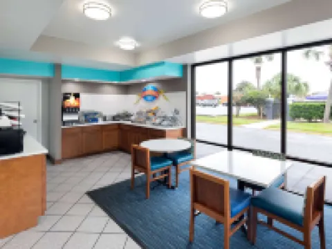 Baymont by Wyndham Mobile/Tillmans Corner Hotels in Mobile County