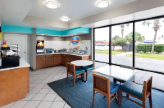 Baymont by Wyndham Mobile/Tillmans Corner