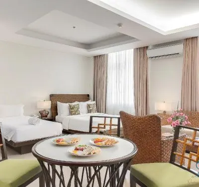 Azia Suites and Residences Hotels near Mango Avenue
